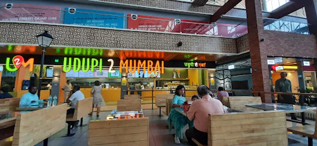 Pune Mumbai Food Plaza
