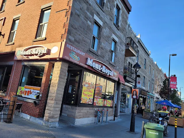 Restaurant Mont-Royal Hot Dog