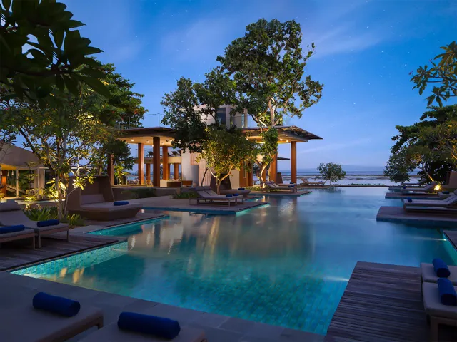 Maya Sanur Resort & Spa