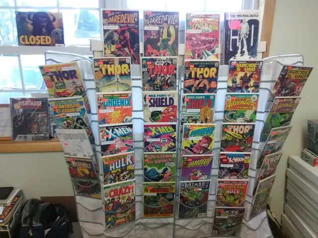 Yukon Cards & Comics