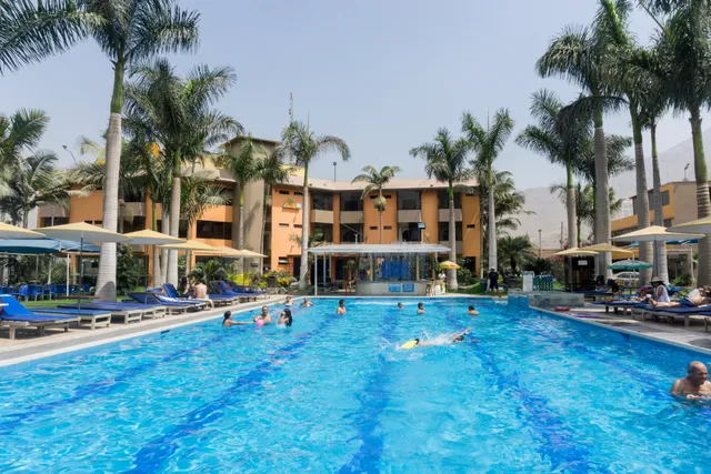 Alojamientos y Recreo Romero (ARO)