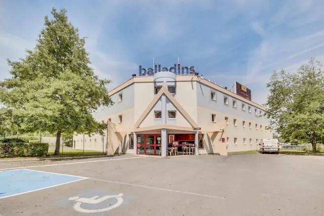 Hôtel & Résidence Esbly Marne La Vallée