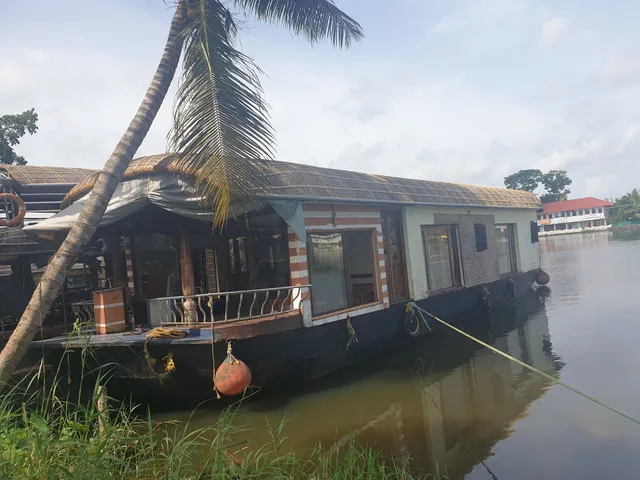 Our Land Island Backwater Boutique Resort