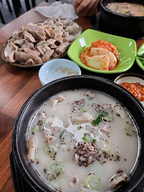 용인토종순대국