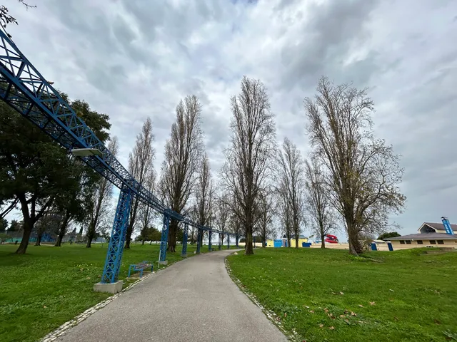 Municipal Park Zeca Afonso .. Vc. of Bath