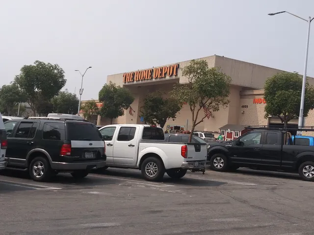 Pro Desk at The Home Depot