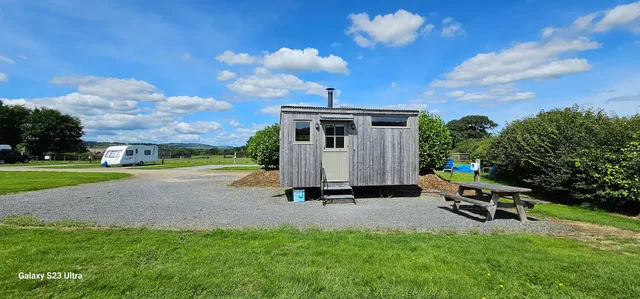 Glantowy CAMC Cl and Glamping park