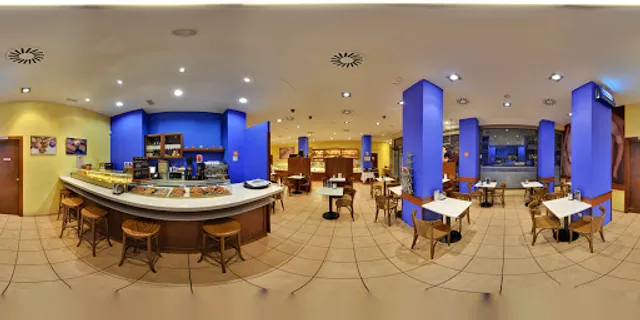 Pastry Tolosana Camino de las Torres, Zaragoza