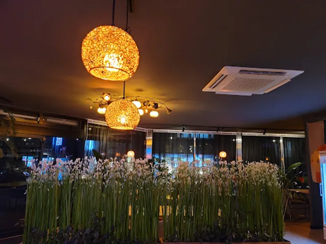 Alice Café Yeondong Branch