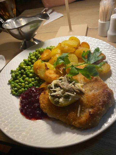 Floranda's Brasserie Og Restaurant