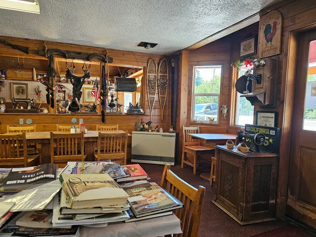 Country Hearth Restaurant, Bakery & Gift Shop