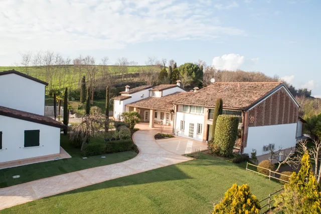 Bed and Breakfast Rose Court - NOT 'THE RESTAURANT