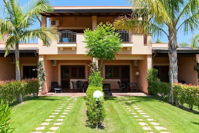 Tindari Resort & Marina Beach