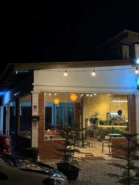 Sudut Kopi (Cafe & Eatery)