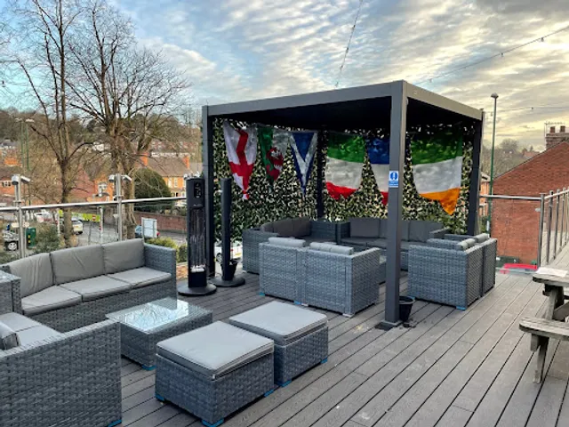 The Winchester Bar, Sherwood