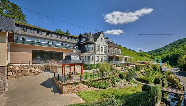 Hotel Weinberg-Schlößchen