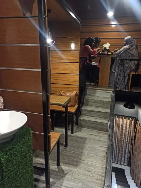 Cafe Zero Live Cuisine And Takeaway