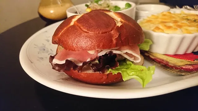 カフェクラブ・ミル