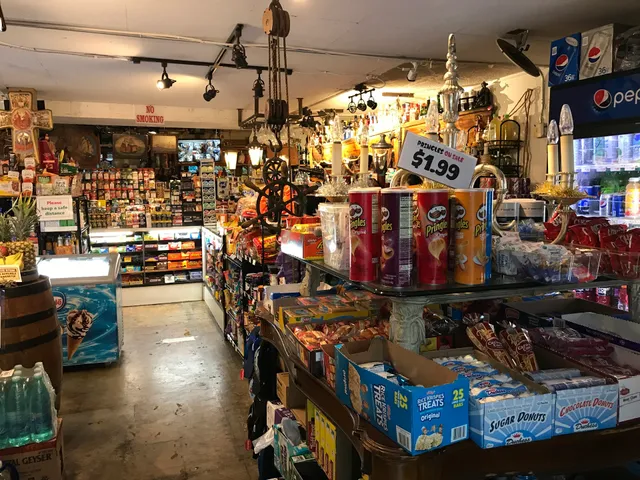 Waikiki Old Country Market