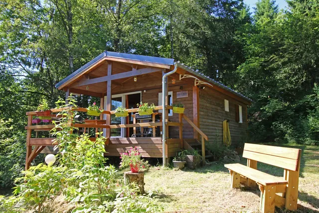 Camping et Chalets Plage des Settons