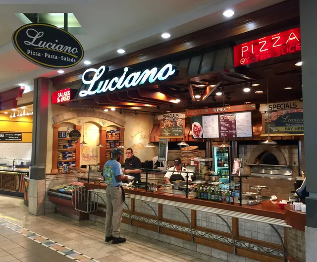 Rivercenter Food Court