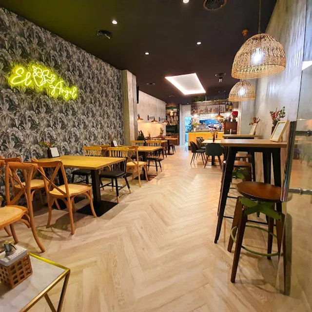 Cervecería bar restaurante El Ángel