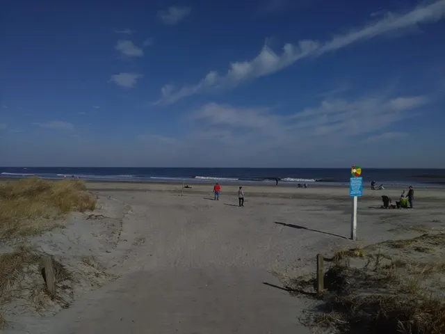 Lou Booth's Little Theater