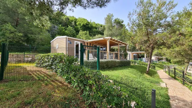 HAPPY DOG premium village