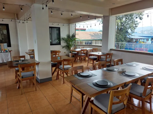 Casa Lasa Cafe & Restaurant