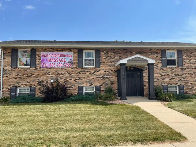 Asian Aromatherapy Massage