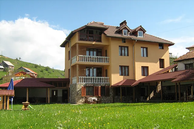 Guest House "Orlets"