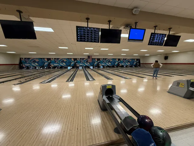 Hub Lanes
