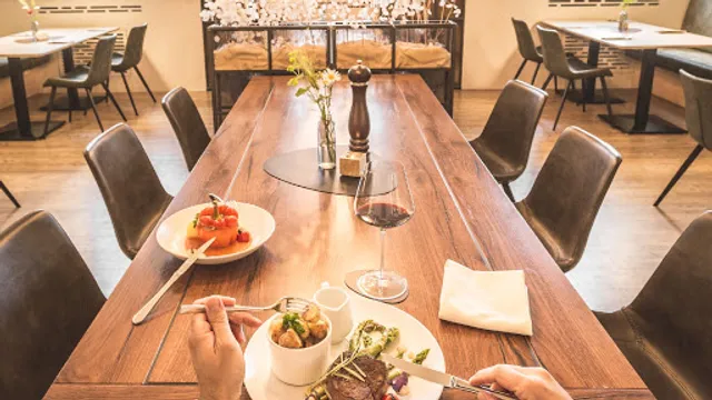 Lachinger’s Kitchen & Wine