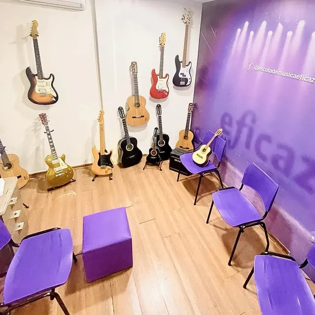 Escola de Música Eficaz - Niterói