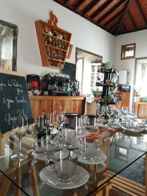 Azores Essentials Lda- @ Chalet da Tia Mercês