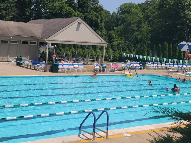 Mountainside Community Pool