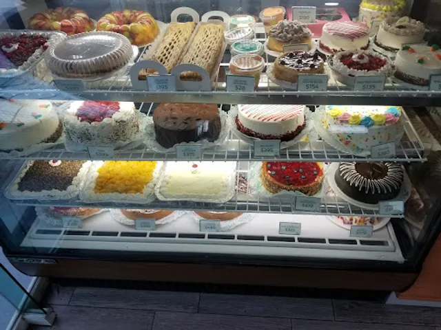 Pastelería Neufeld Tránsito