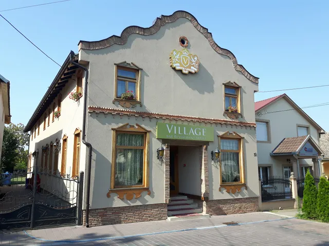 Hotel Village