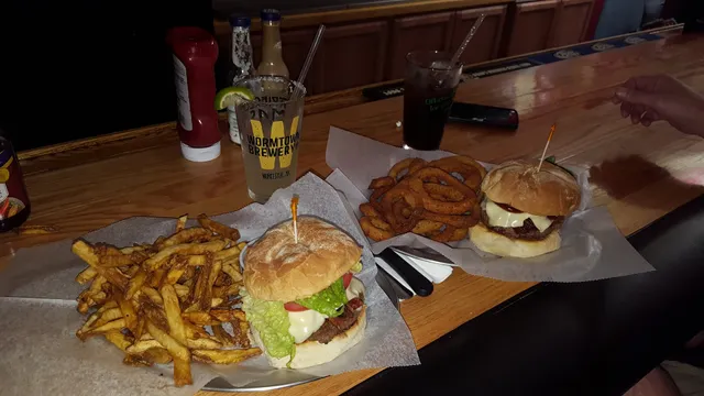 Cliffy’s Neighborhood Pub