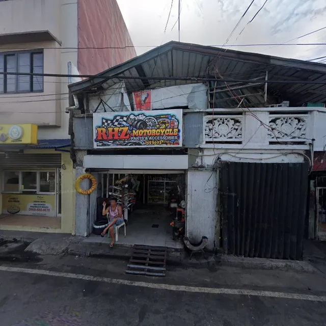 Dolora's Hauz of Pancit Malabon (San Dionisio Branch)