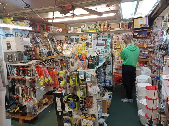 Whites Crossing Sport Shop