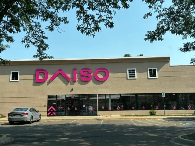 Daiso - Japanese Household Goods