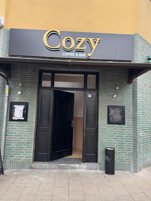 Cozy Coffee & Bar