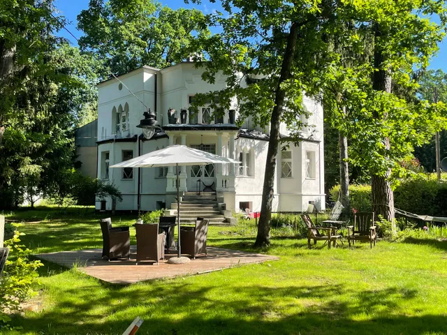 Pensjonat „Willa Dina"