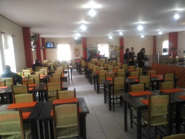 Restaurante Alho e Manjericão