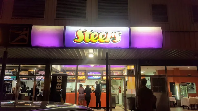 Steers
