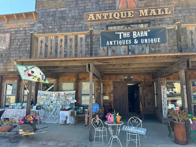 The Barn Antiques & Unique