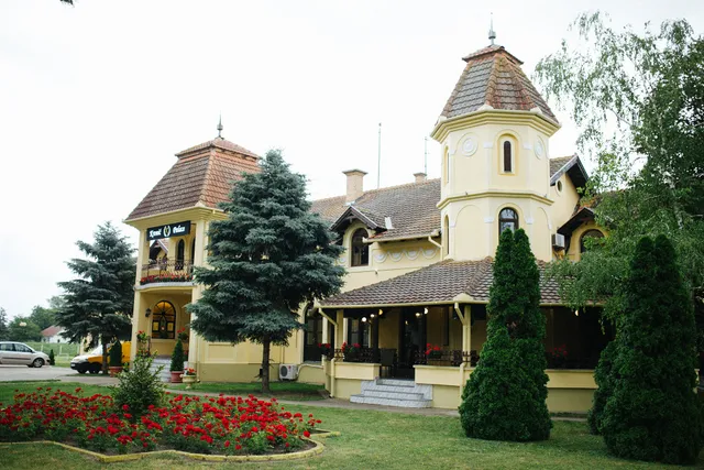 Kronić Palace