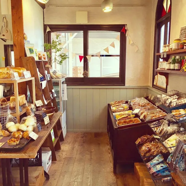 パンと雑貨とおいしいもの ニコパン