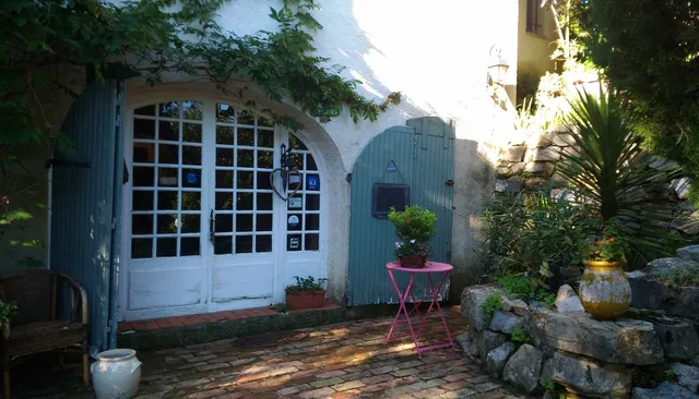 Mas "Les Micocouliers"